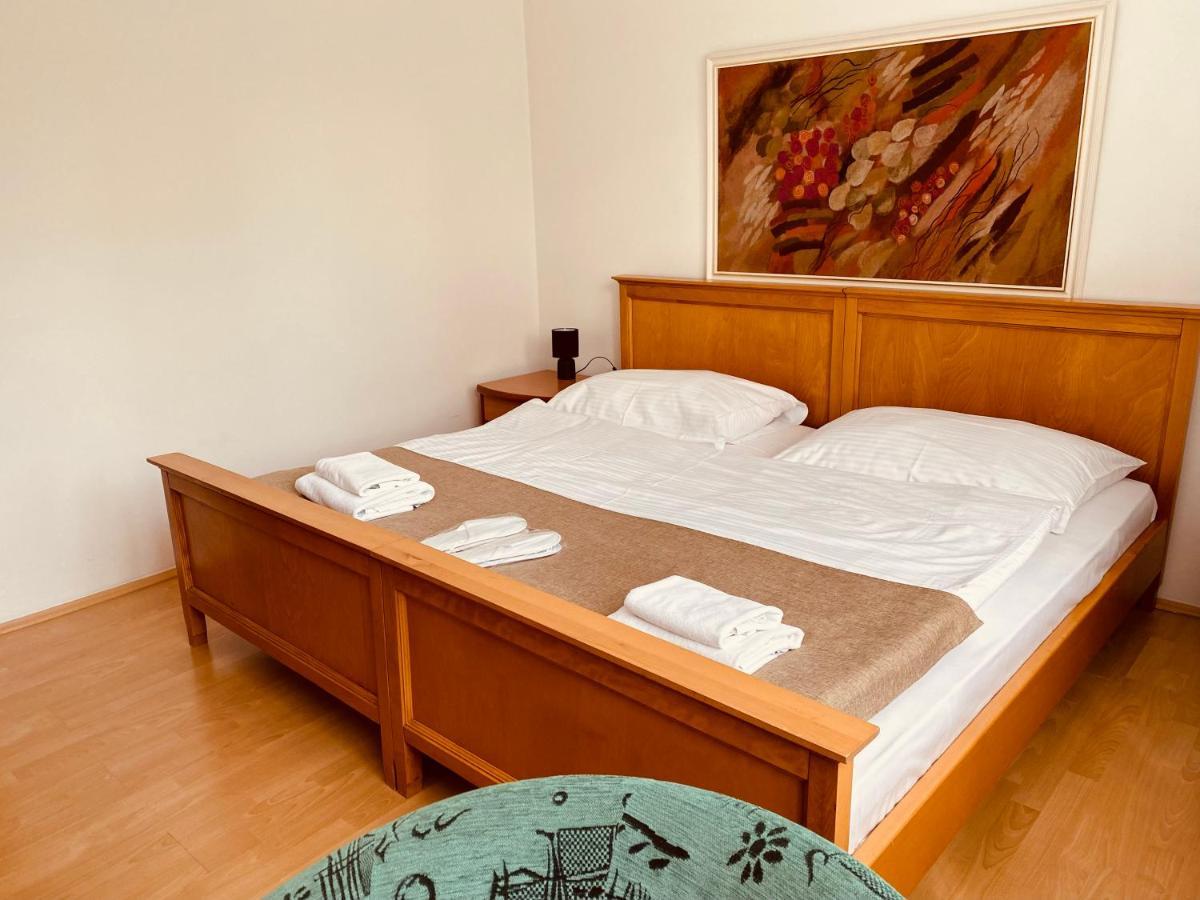 Hotel Adria Nová Dubnica Extérieur photo